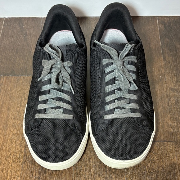 Kizik Slip On Sneakers - Picture 2 of 7